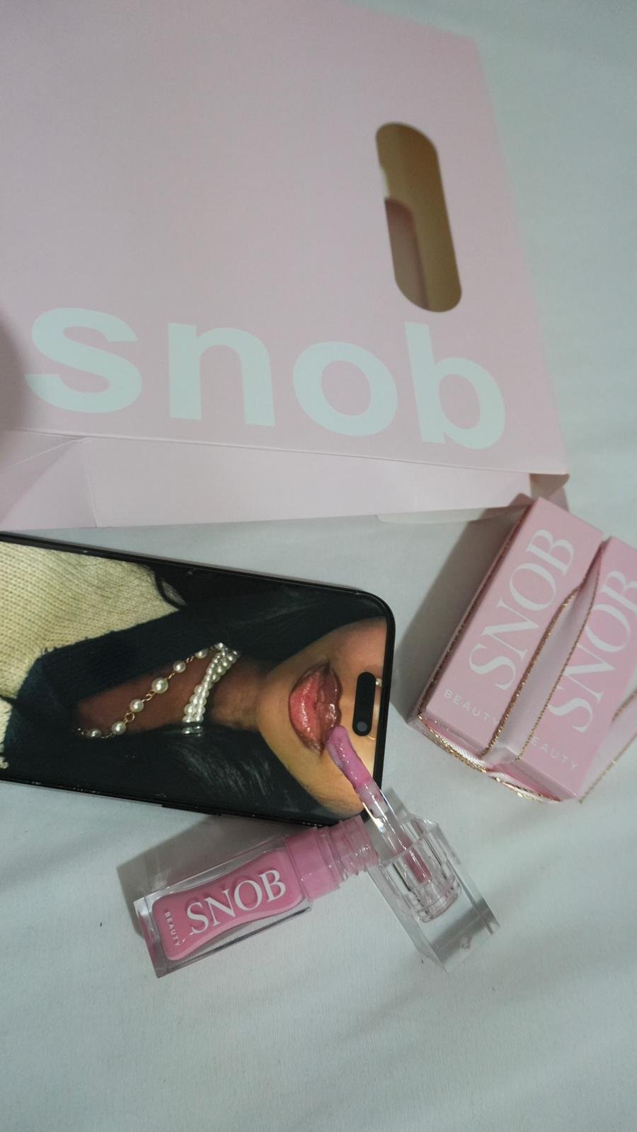 Snobby Hydrating Plump Gloss - Image 3